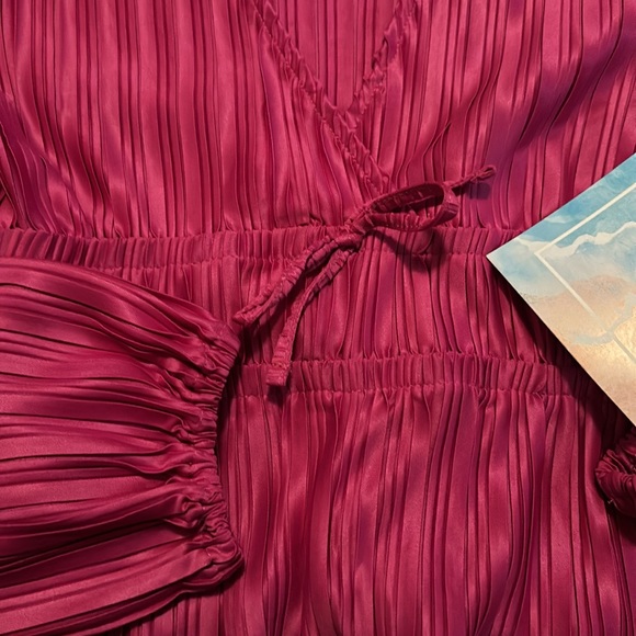 New with tag watermelon sugar top large - Picture 3 of 4